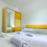 Apartment In With Terrace, Air Conditioning, Wifi